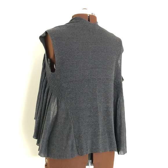 Cropped Linen Blend Waterfall Vest - Picture 3 of 7